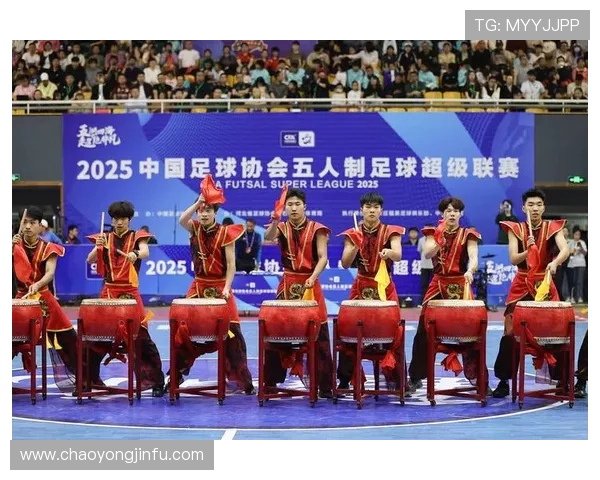 中国足球联赛新赛季开幕，强队崛起与新星挑战并存，未来走势引人关注