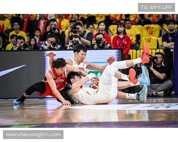 中国男篮逆转战胜菲律宾，晋级亚洲杯四强，展现强大团队实力